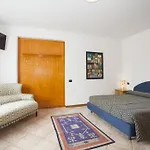 Max Meuble Hotel 3*