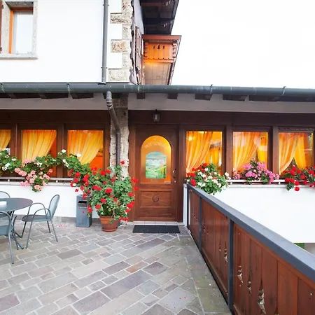 Max Meublè Hotel