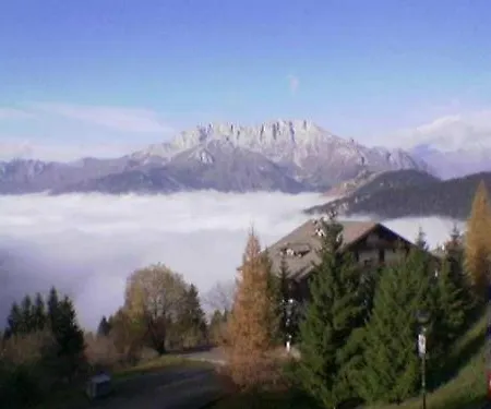 Hotel Max Meublè Castione della Presolana