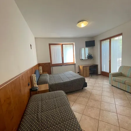 Max Meublè Hotel 3*