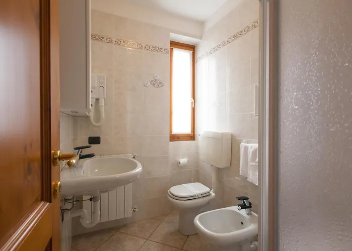 Max Meuble 3*